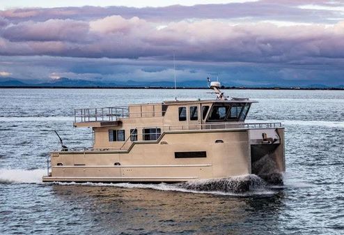 Brix Marine 4216-DCT Semi-Displacement Catamaran image