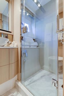 Princess 62 Flybridge image