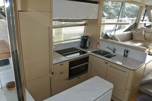 Princess 62 Flybridge image