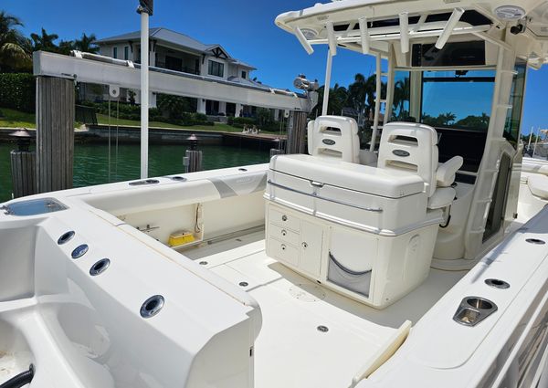 Boston-whaler 320-OUTRAGE image