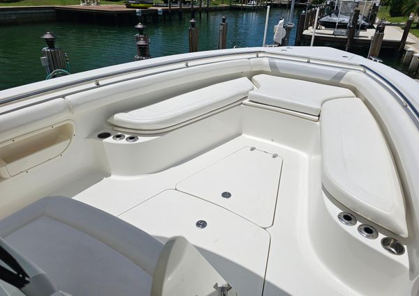 Boston-whaler 320-OUTRAGE image