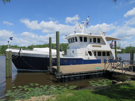 Real Ships Expedition Yacht - main image