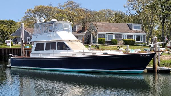 Alden 56 Flybridge Express 