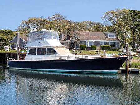 Alden 56 Flybridge Express image