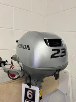 Honda BF2.3 SCHU Outboard image