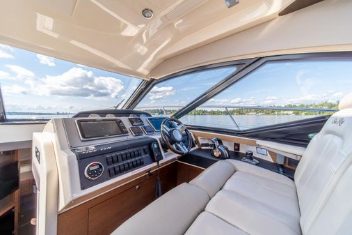 Sea Ray 510 Sundancer image