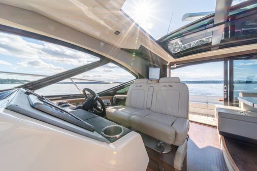 Sea Ray 510 Sundancer image