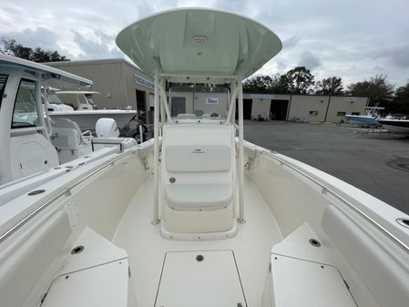 Cobia 261-CENTER-CONSOLE image