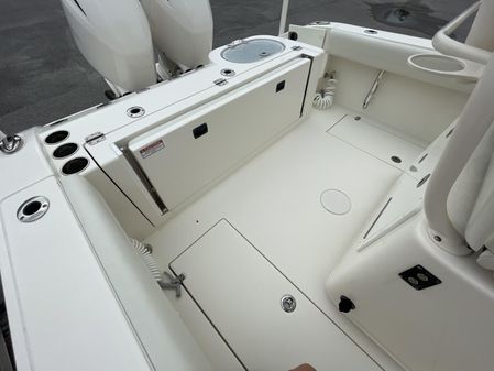 Cobia 261-CENTER-CONSOLE image