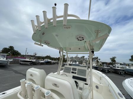 Cobia 261-CENTER-CONSOLE image