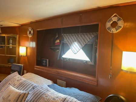 Kha Shing Aft Cabin Motor Yacht image