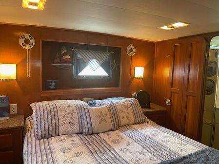 Kha Shing Aft Cabin Motor Yacht image