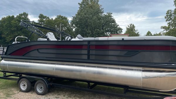 Lowe SS 250 DL