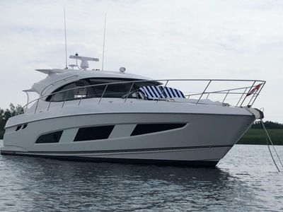 2018 Riviera<span>4800 Sport Yacht</span>