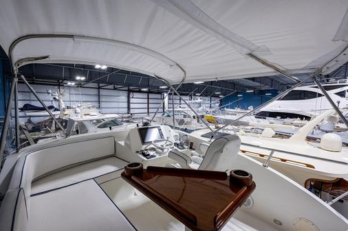 Hinckley Talaria 44 Flybridge image