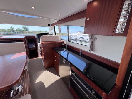 Nimbus 405 Flybridge image