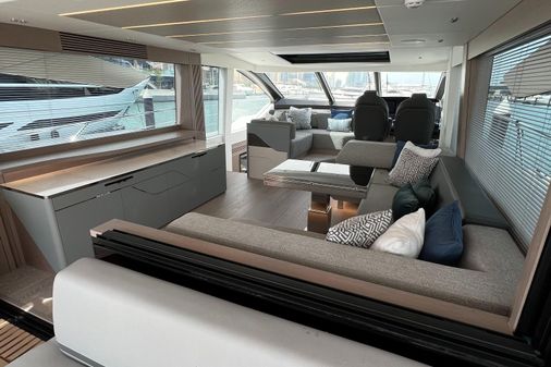 Sunseeker 74 Sport Yacht XPS image