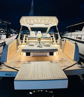 Italia Yachts Veloce 43 image