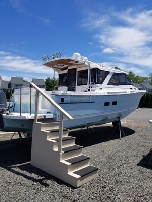 Cutwater 30 Luxury Edition - main image