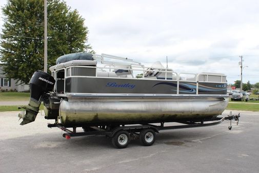 Bentley-pontoons 20CR image