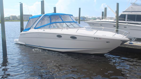 Regal 3350 Sport Cruiser 