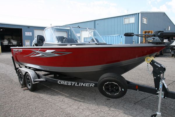 Crestliner 1950 Super Hawk - main image