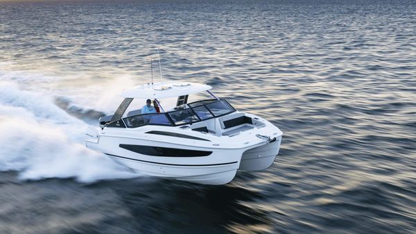 Aquila 32 Sport 