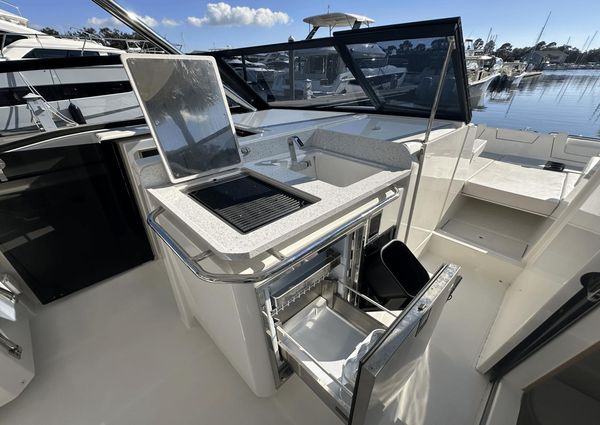 Aquila 32 Sport image