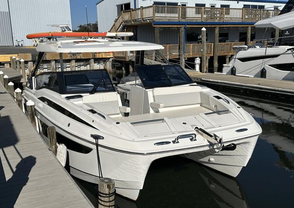 Aquila 32 Sport image