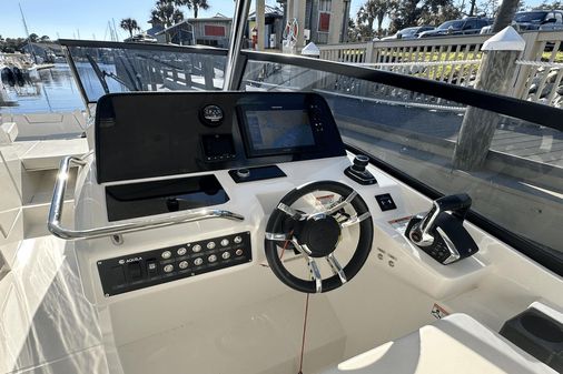 Aquila 32 Sport image