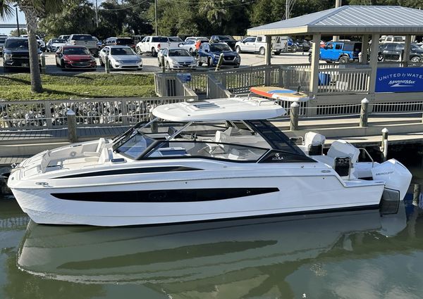 Aquila 32 Sport image