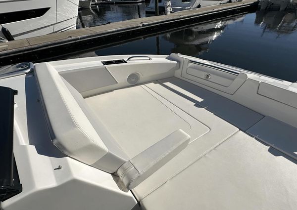 Aquila 32 Sport image