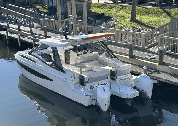 Aquila 32 Sport image