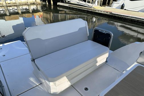 Aquila 32 Sport image