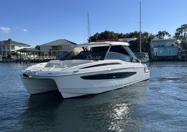 Aquila 32 Sport image