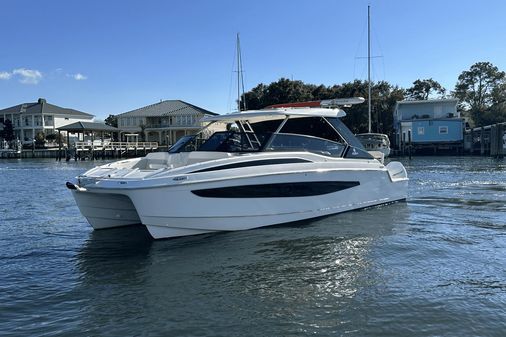 Aquila 32 Sport image