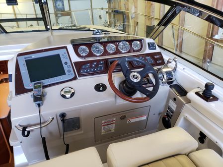 Sea Ray Sundancer 350 image