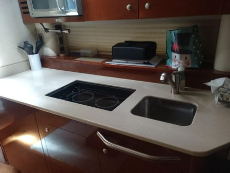 Sea Ray Sundancer 350 image