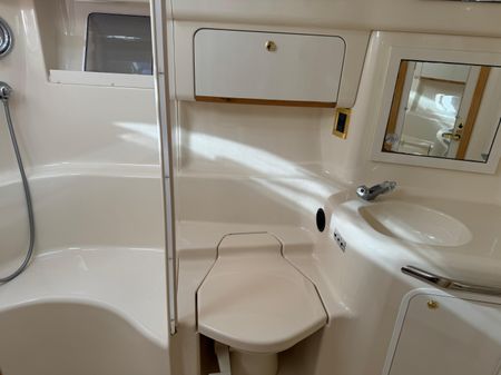 Sea Ray 450 Sundancer image