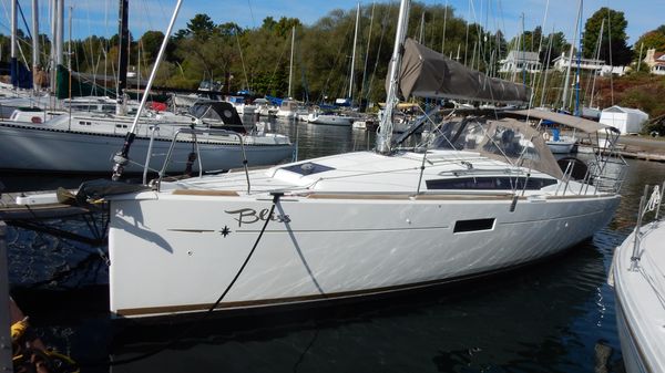 Jeanneau 349 