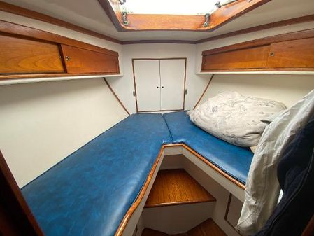 Columbia-yacht SAIL image