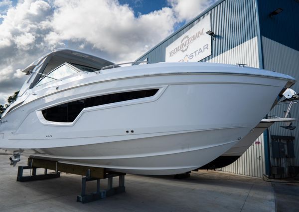 Cruisers-yachts 34-GLS image