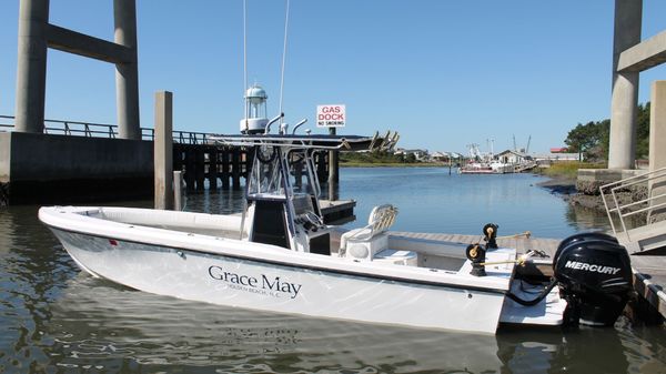 Privateer 28 Center Console 