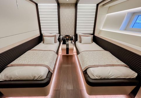 Mangusta Oceano 43 image