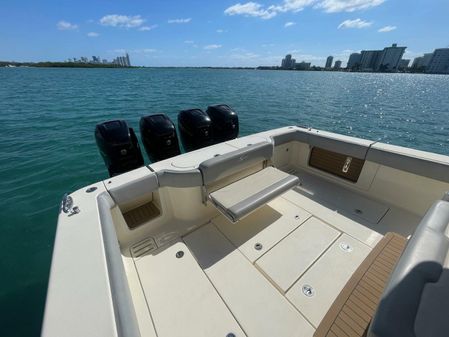 Scout 380 LXF Center Console image