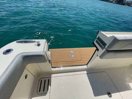 Scout 380 LXF Center Console image