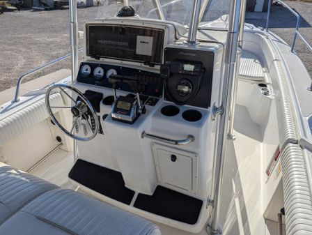 Boston-whaler 26-OUTRAGE image