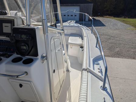 Boston-whaler 26-OUTRAGE image