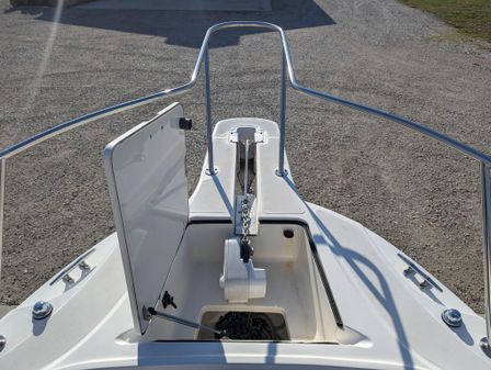 Boston-whaler 26-OUTRAGE image