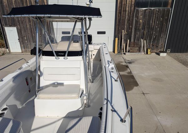 Boston-whaler 26-OUTRAGE image